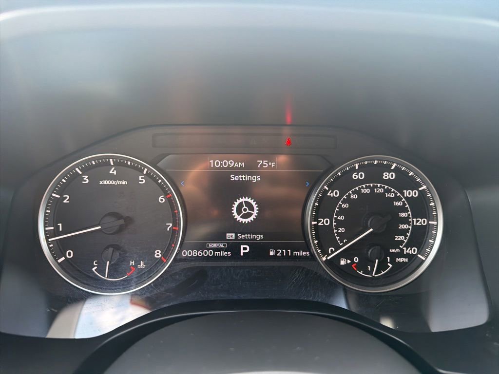 Used 2024 Mitsubishi Outlander ES AWD/4WD image 23