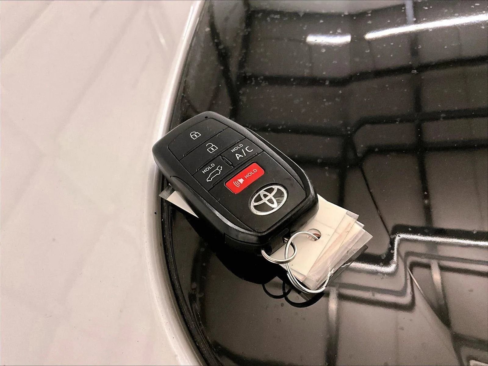 Used 2024 Toyota bZ4X AWD w/ Weather Package image 9