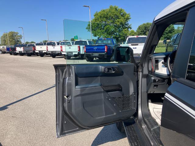 Certified 2025 Ford Bronco Heritage Edition AWD/4WD image 16