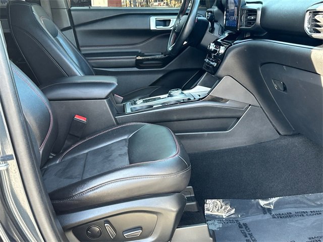 Certified 2022 Ford Explorer ST-Line w/ Class IV Trailer Tow Package image 13