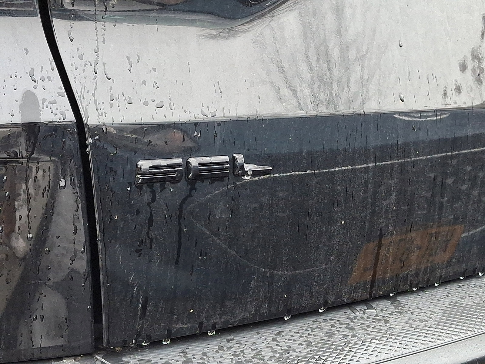 Certified 2022 Ford Escape SEL w/ SEL Stealth AWD Package image 4