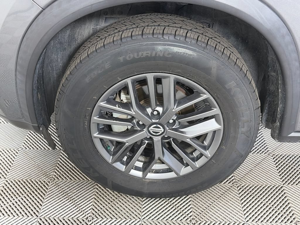 Used 2021 Nissan Rogue S AWD/4WD image 8