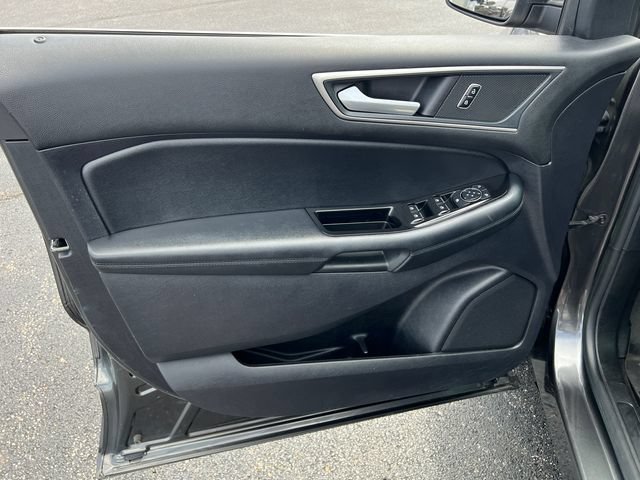 Certified 2020 Ford Edge SEL w/ Convenience Package AWD/4WD image 11