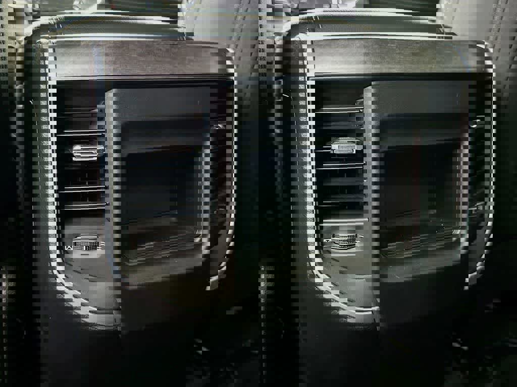 Used 2023 RAM 1500 Big Horn image 16