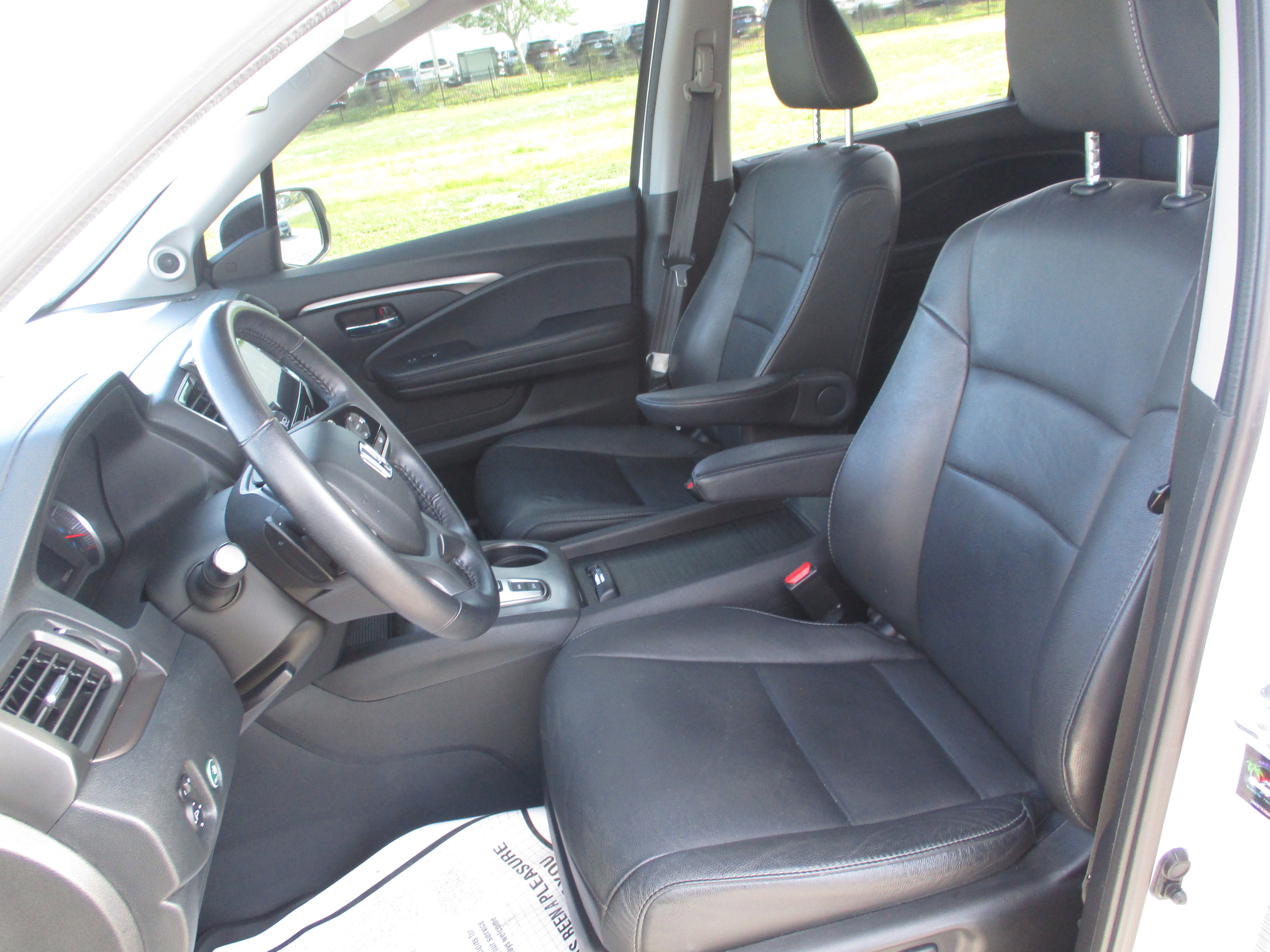 Used 2022 Honda Pilot Special Edition image 10