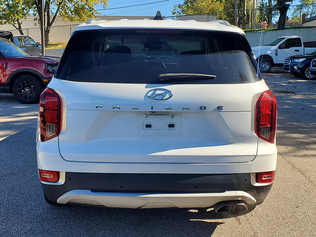 Used 2022 Hyundai Palisade SEL w/ Premium Package FWD image 5