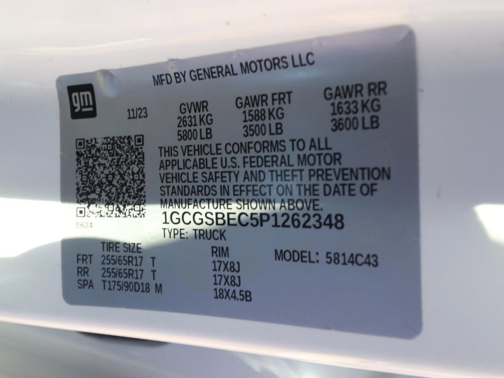 Used 2023 Chevrolet Colorado W/T image 23