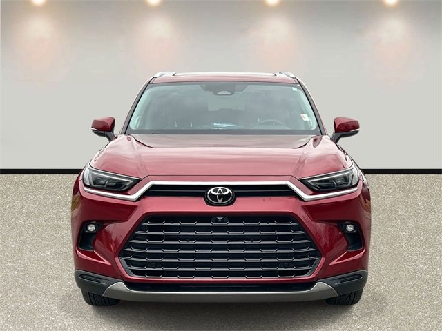 Used 2024 Toyota Grand Highlander Platinum image 2