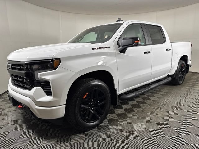Used 2025 Chevrolet Silverado 1500 RST w/ Redline Edition AWD/4WD image 8