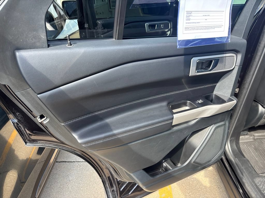 Certified 2024 Ford Explorer XLT w/ Equipment Group 202A AWD/4WD image 25