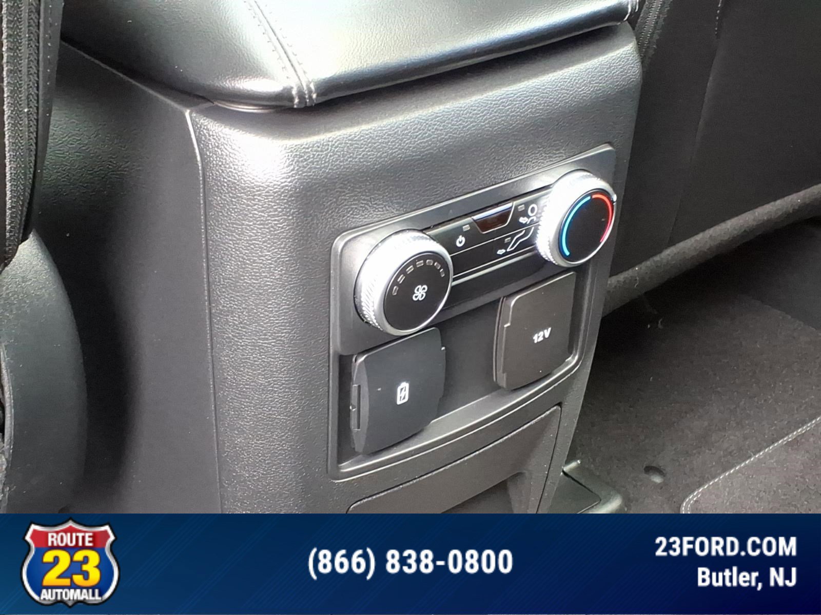 Certified 2024 Ford Explorer XLT w/ Equipment Group 202A AWD/4WD image 25