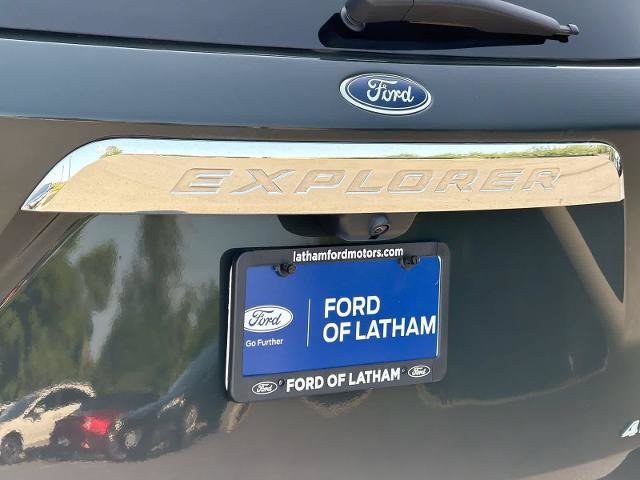 Certified 2022 Ford Explorer King Ranch AWD/4WD image 13