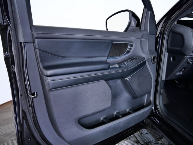 Certified 2025 Ford Expedition Platinum w/ Stealth Performance Package AWD/4WD image 16
