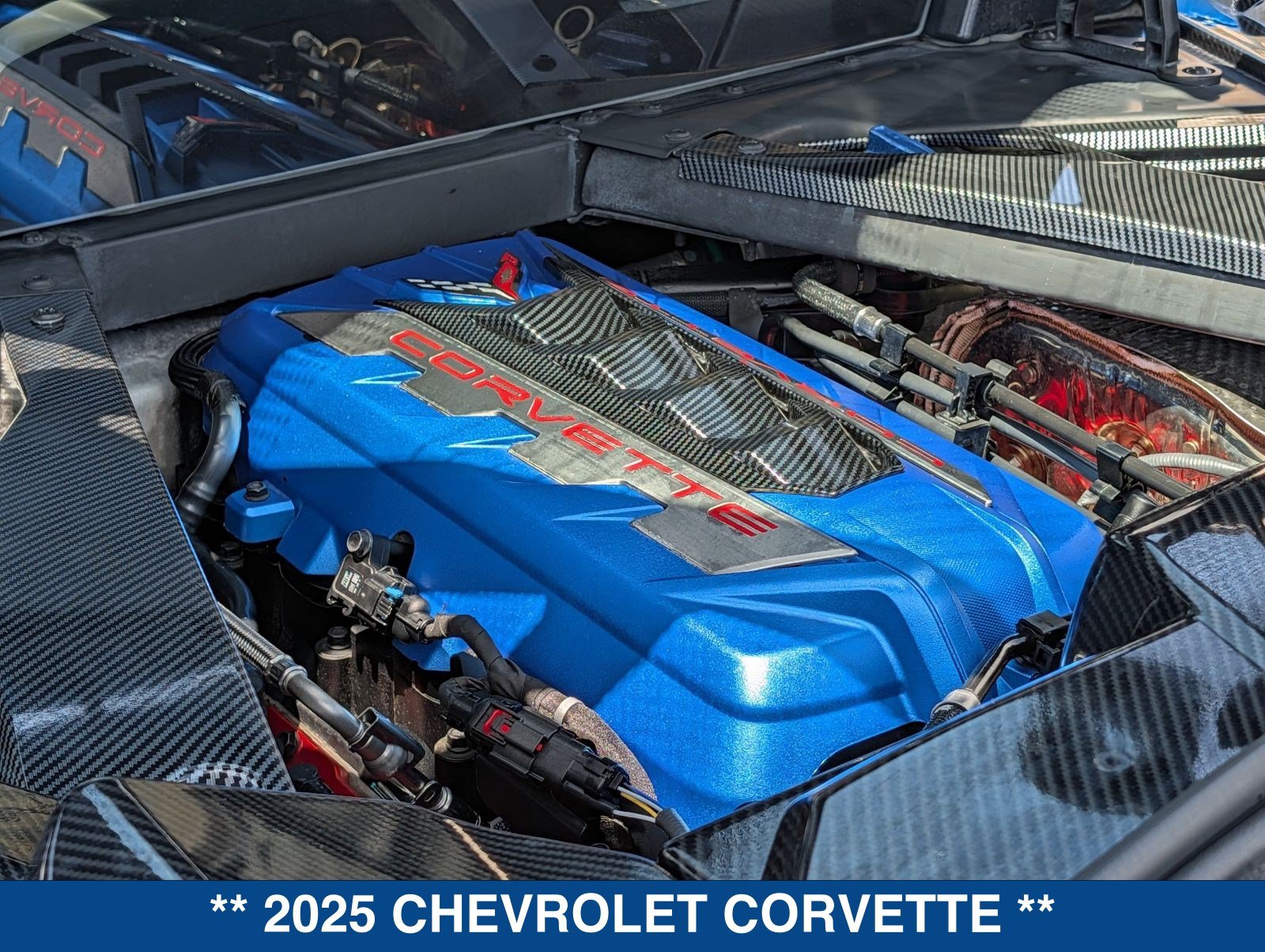 Used 2025 Chevrolet Corvette Stingray Preferred Cpe w/ Z51 Performance Package RWD image 17