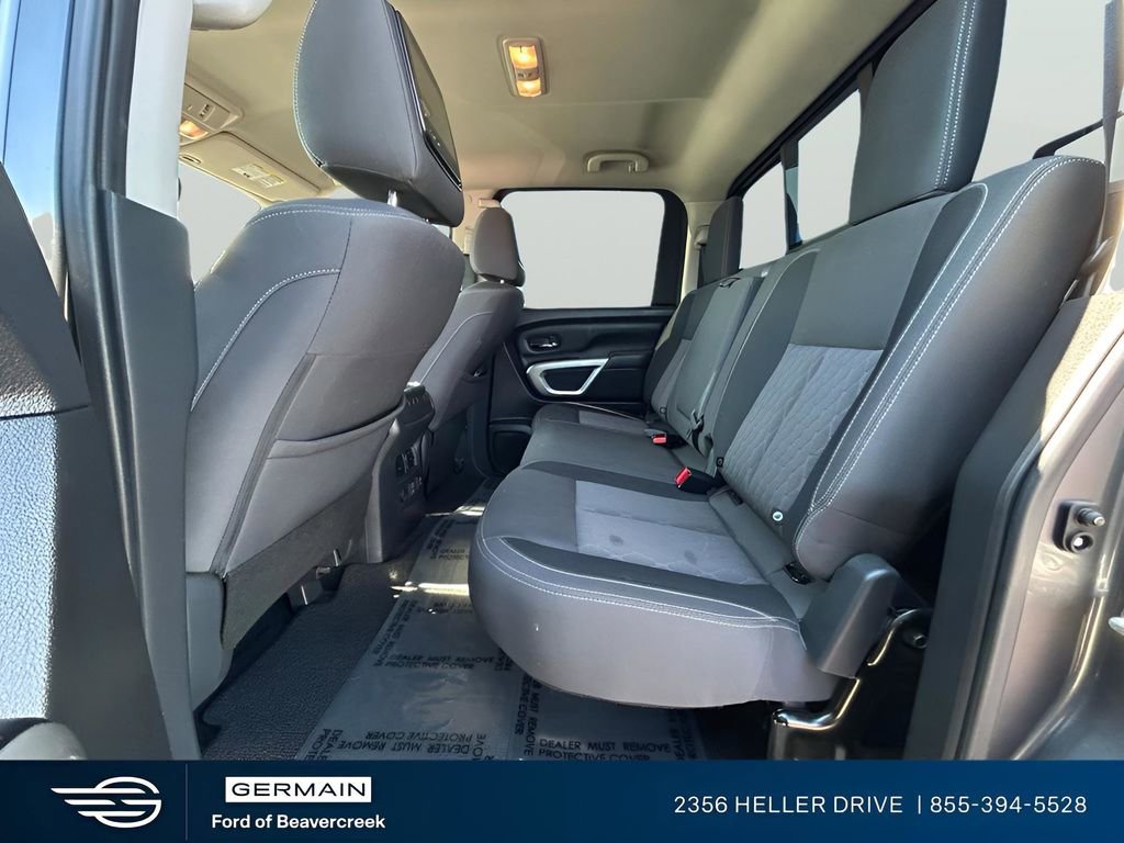 Used 2023 Nissan Titan SV w/ SV Convenience Package image 18