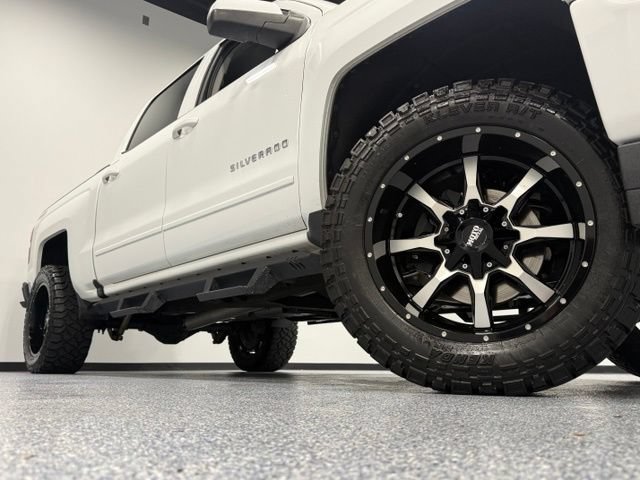 Used 2017 Chevrolet Silverado 1500 LT w/ All Star Edition AWD/4WD image 3