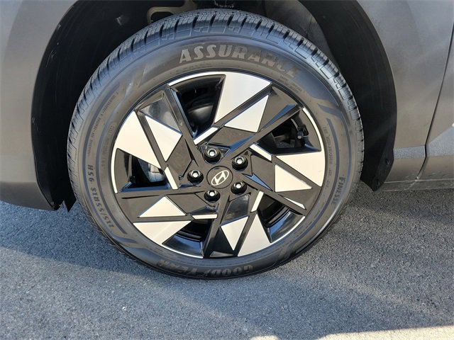 Used 2024 Hyundai Kona SEL image 31