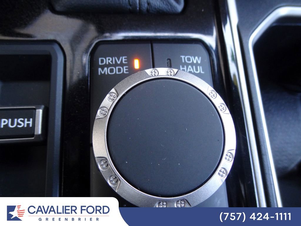 Used 2025 Toyota Tundra SR5 w/ SR5 Premium Package AWD/4WD image 33