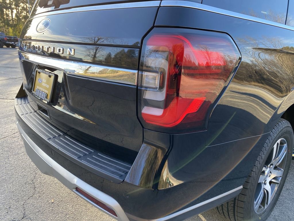 Certified 2023 Ford Expedition Limited image 47