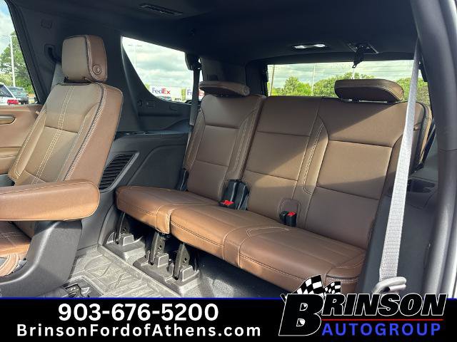Used 2026 Chevrolet Tahoe High Country AWD/4WD image 16