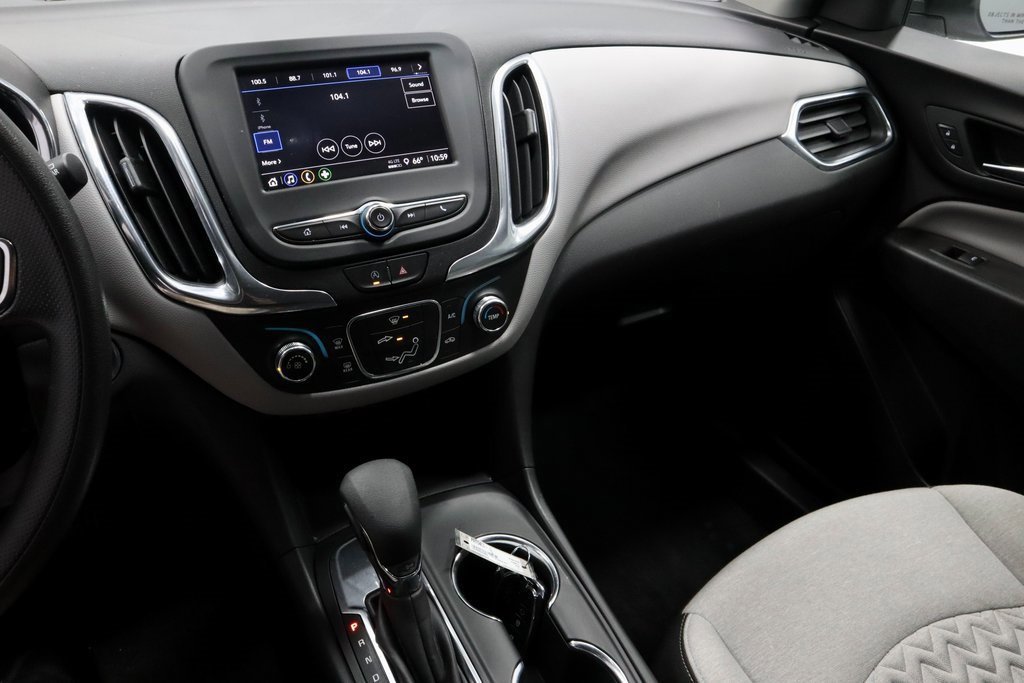 Used 2024 Chevrolet Equinox LS w/ LS Convenience Package image 29