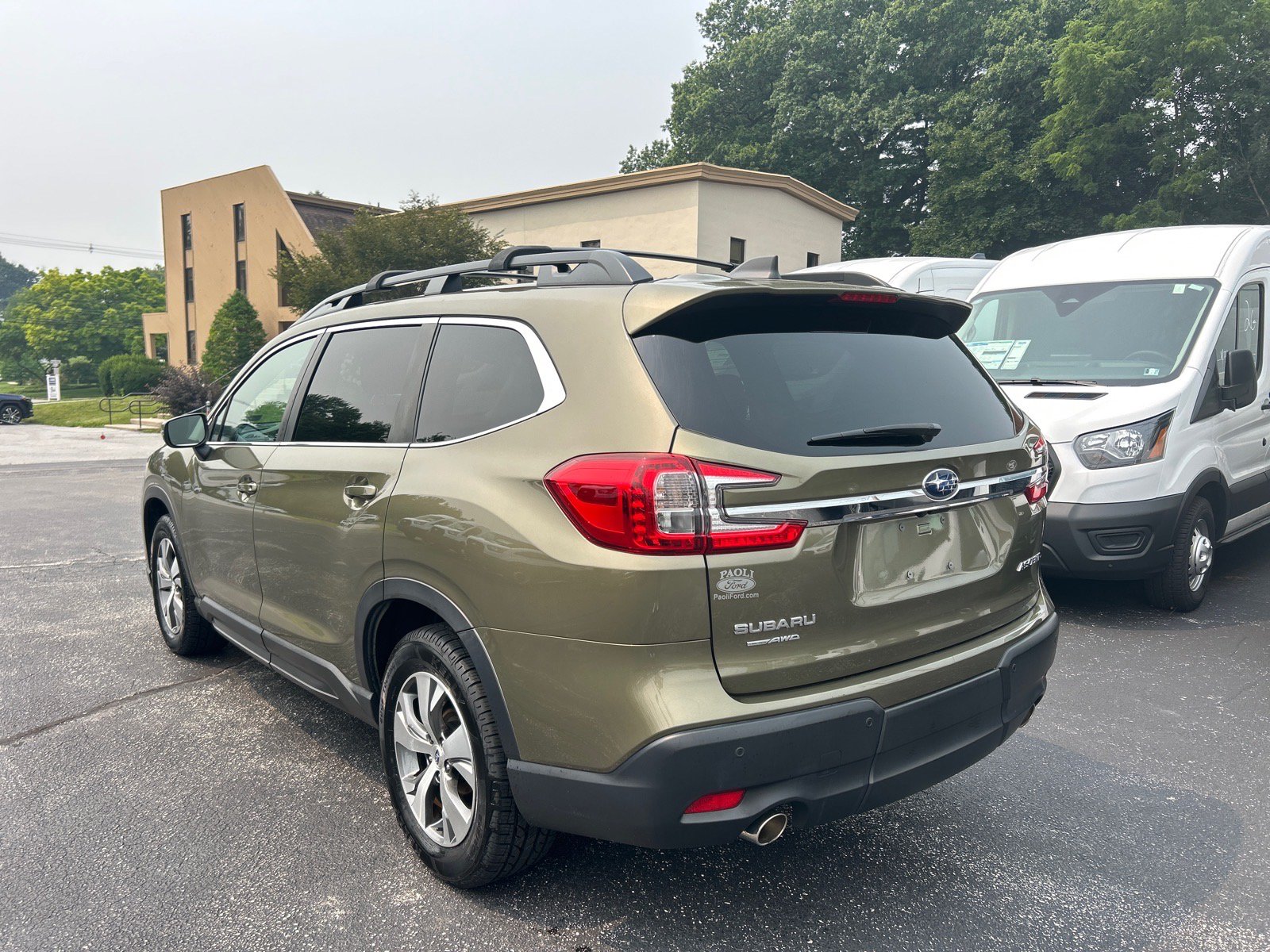 Used 2023 Subaru Ascent Premium w/ Convenience Package AWD/4WD image 12