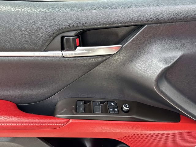 Used 2021 Toyota Camry XSE FWD image 19