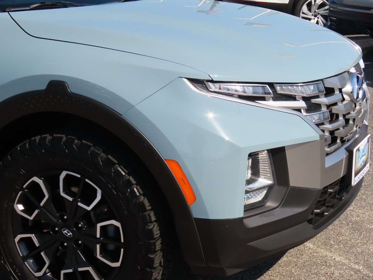 Used 2023 Hyundai Santa Cruz SEL w/ Activity Package image 11