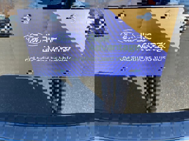 Certified 2022 Ford Explorer XLT w/ Equipment Group 202A image 23