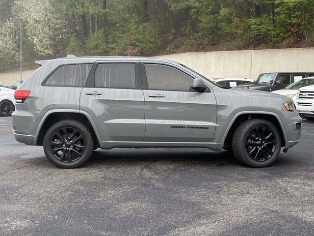 Used 2020 Jeep Grand Cherokee Altitude image 6