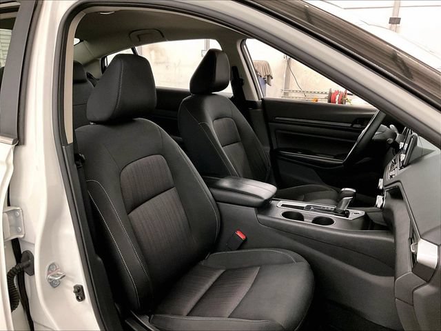 Used 2023 Nissan Altima 2.5 S FWD image 7