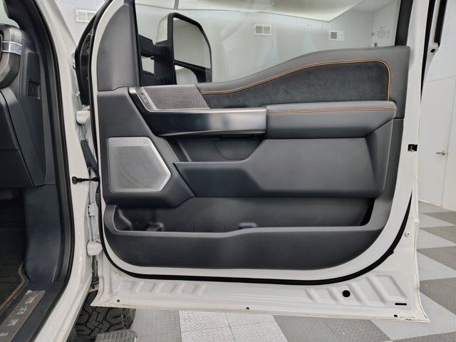 Certified 2024 Ford F250 Platinum w/ Tremor Off-Road Package AWD/4WD image 14