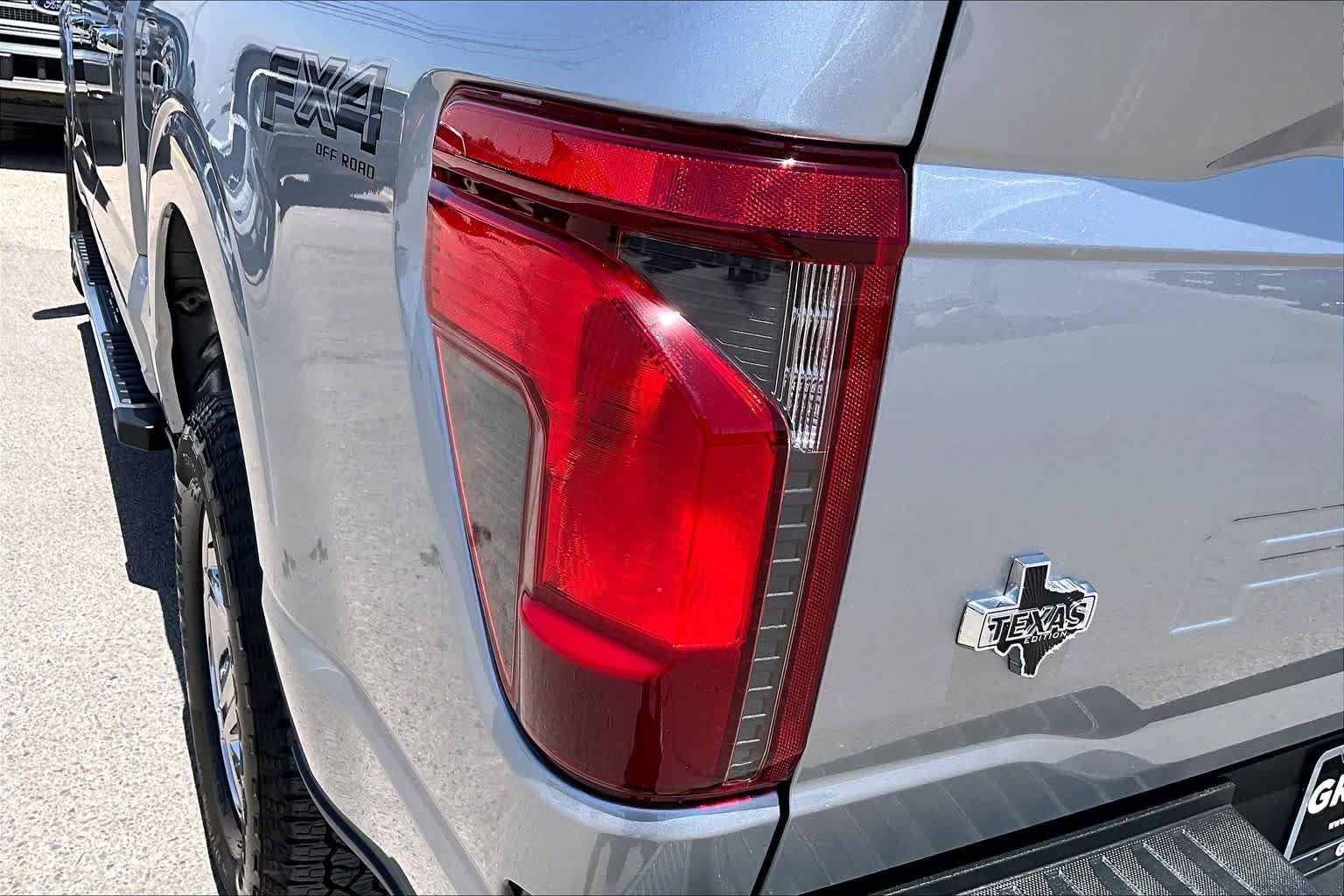 Certified 2024 Ford F150 XLT w/ FX4 Off-Road Package AWD/4WD image 28