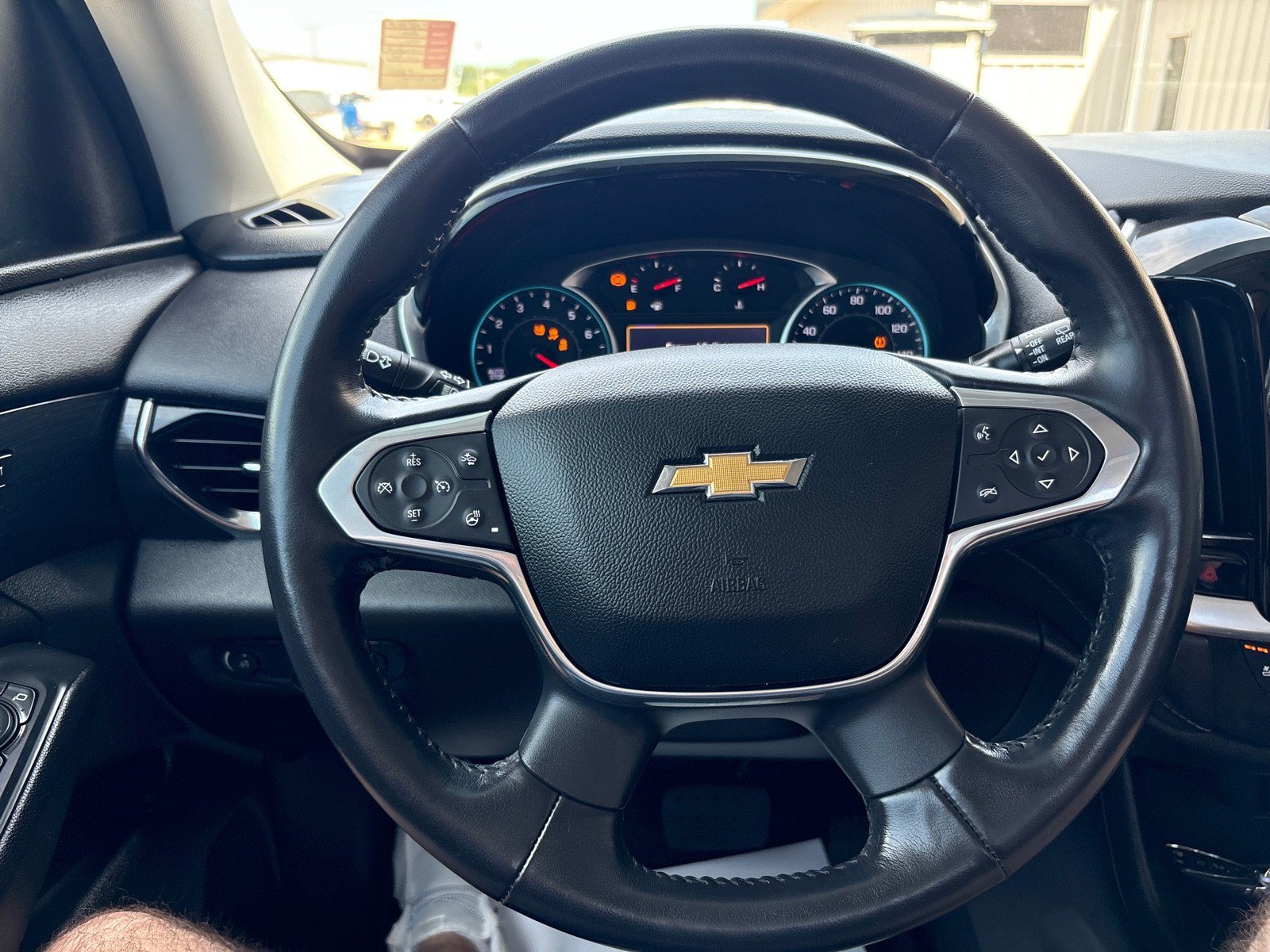 Used 2021 Chevrolet Traverse High Country AWD/4WD image 17