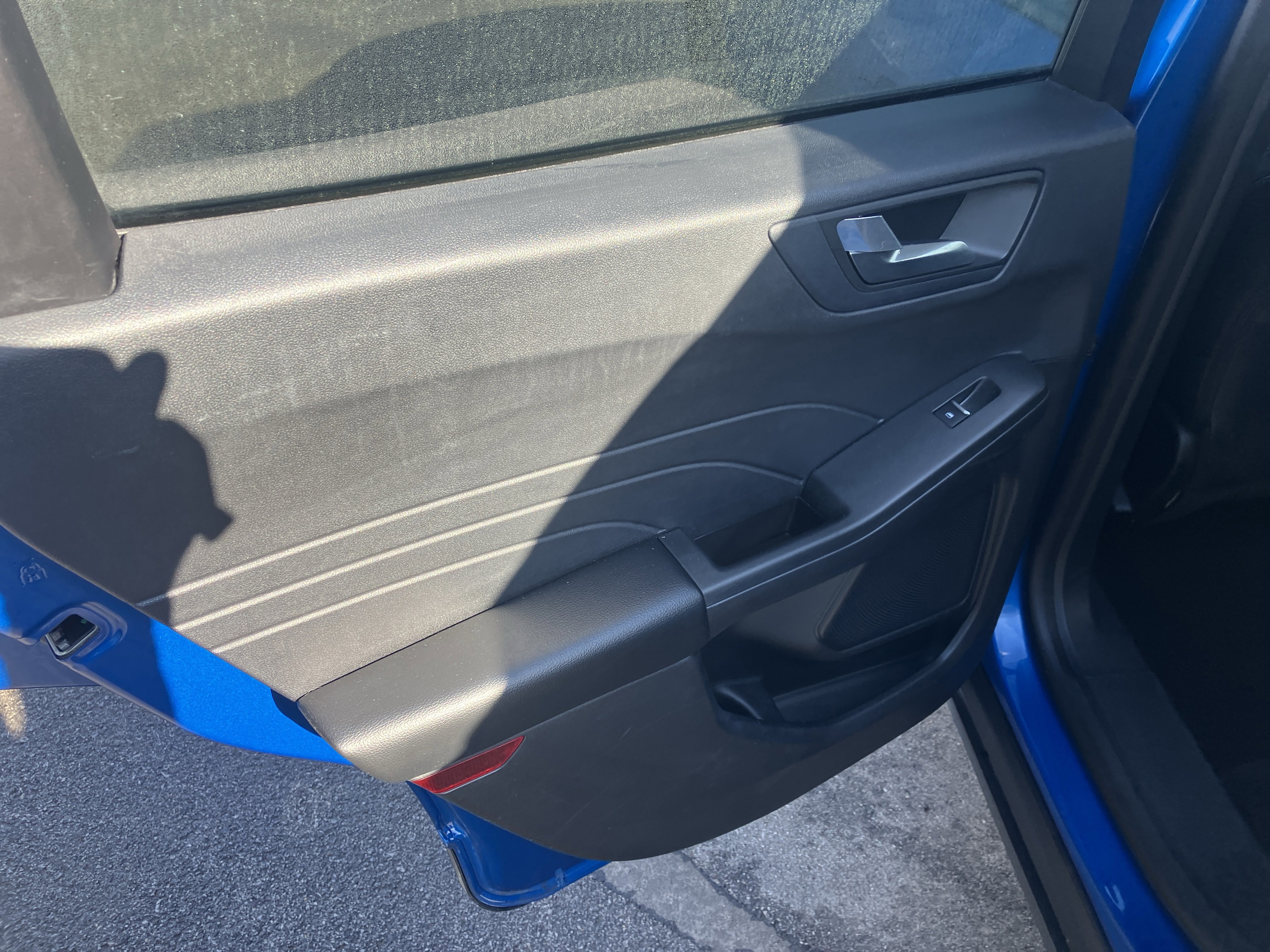 Certified 2021 Ford Escape SEL image 12