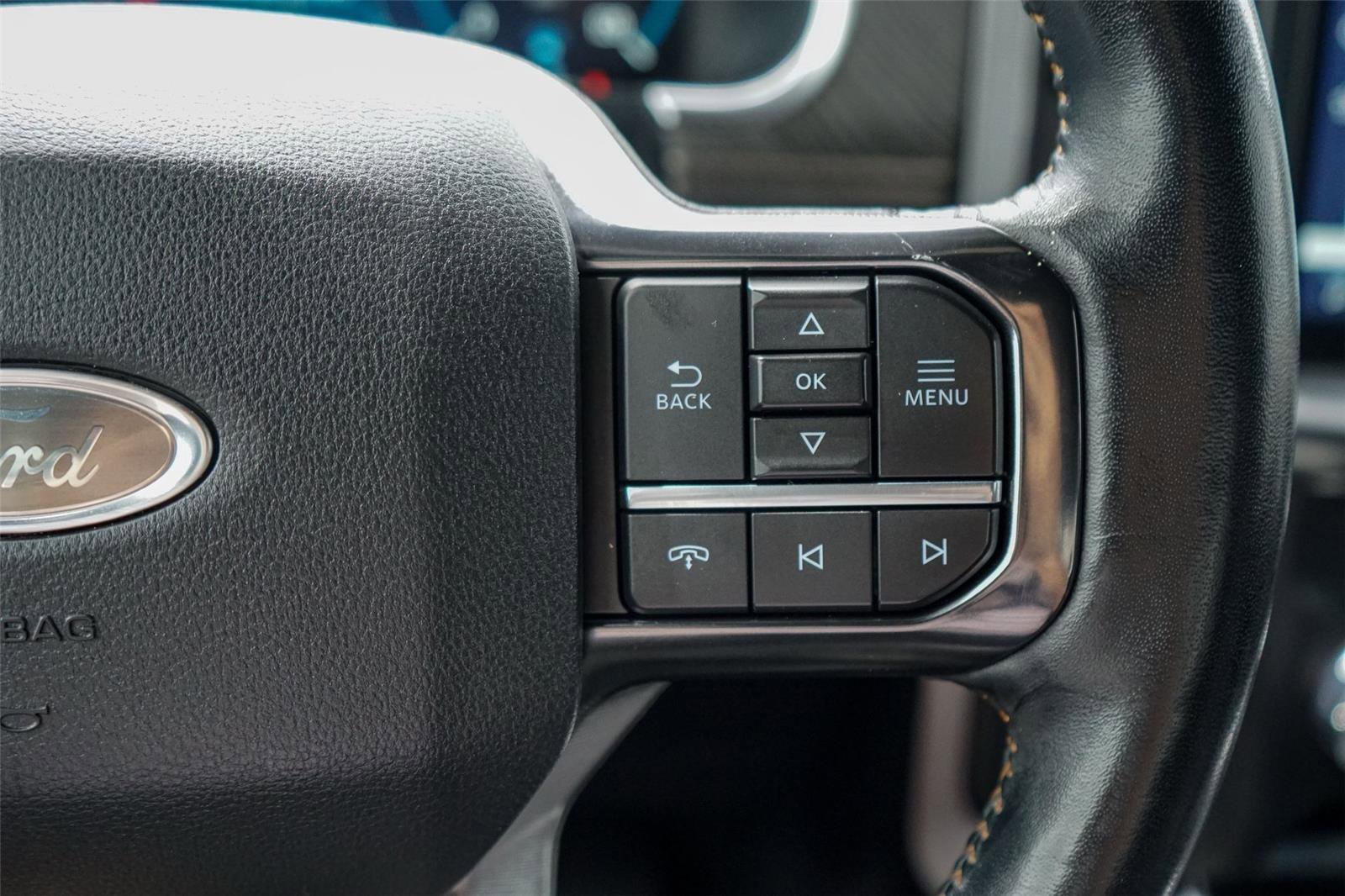 Certified 2022 Ford F150 Platinum w/ Equipment Group 701A High image 16