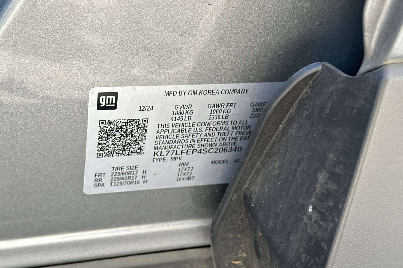 Used 2025 Chevrolet Trax LS w/ Driver Confidence Package FWD image 30