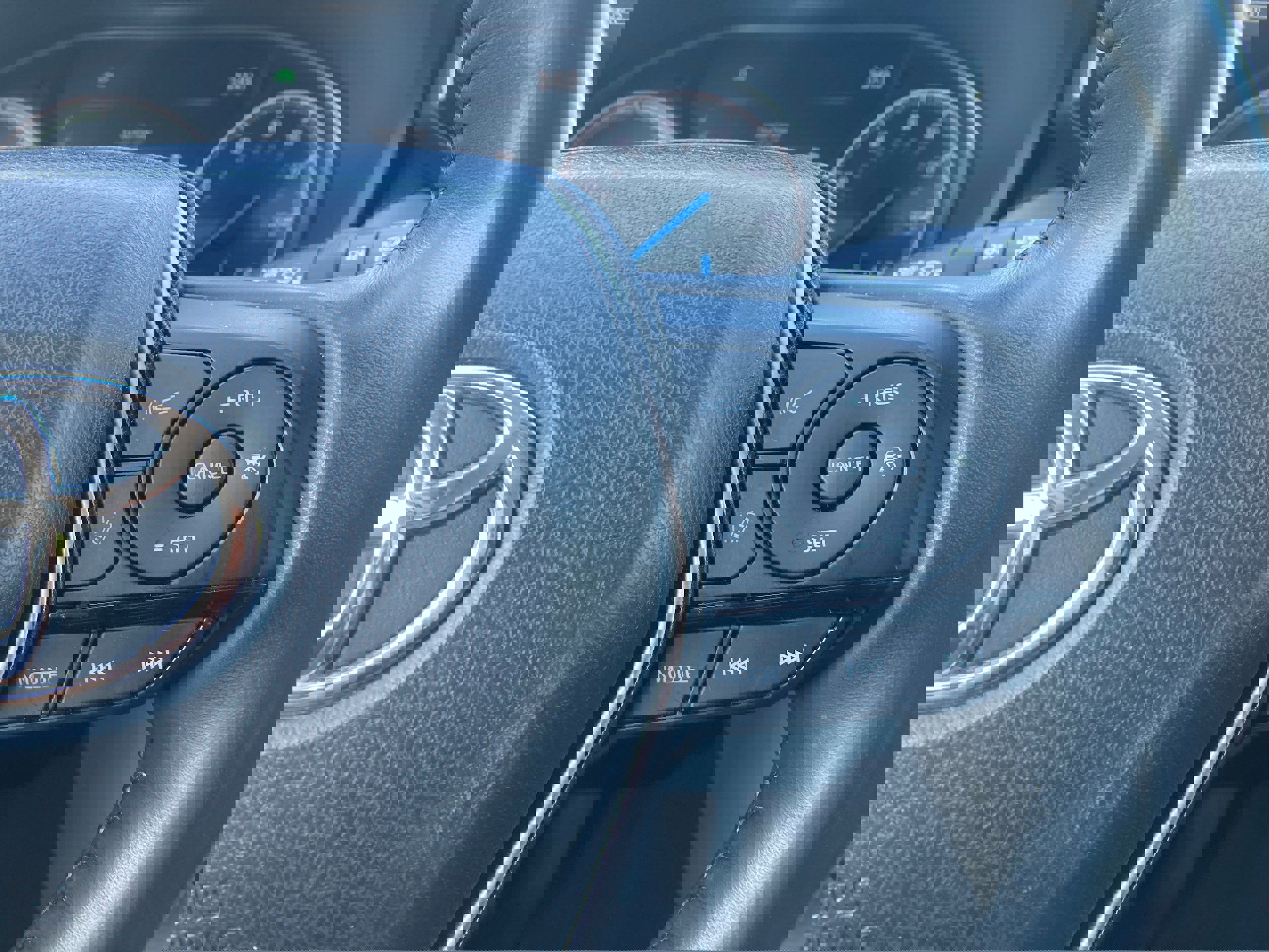 Used 2021 Toyota Venza XLE w/ Softex Package image 20