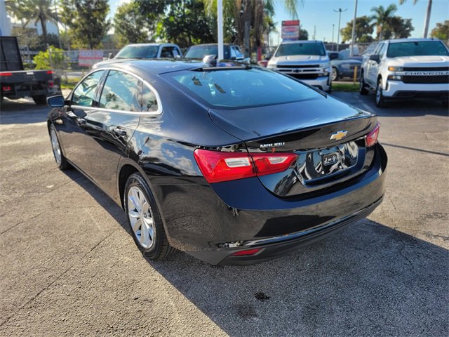 Used 2025 Chevrolet Malibu LT image 3