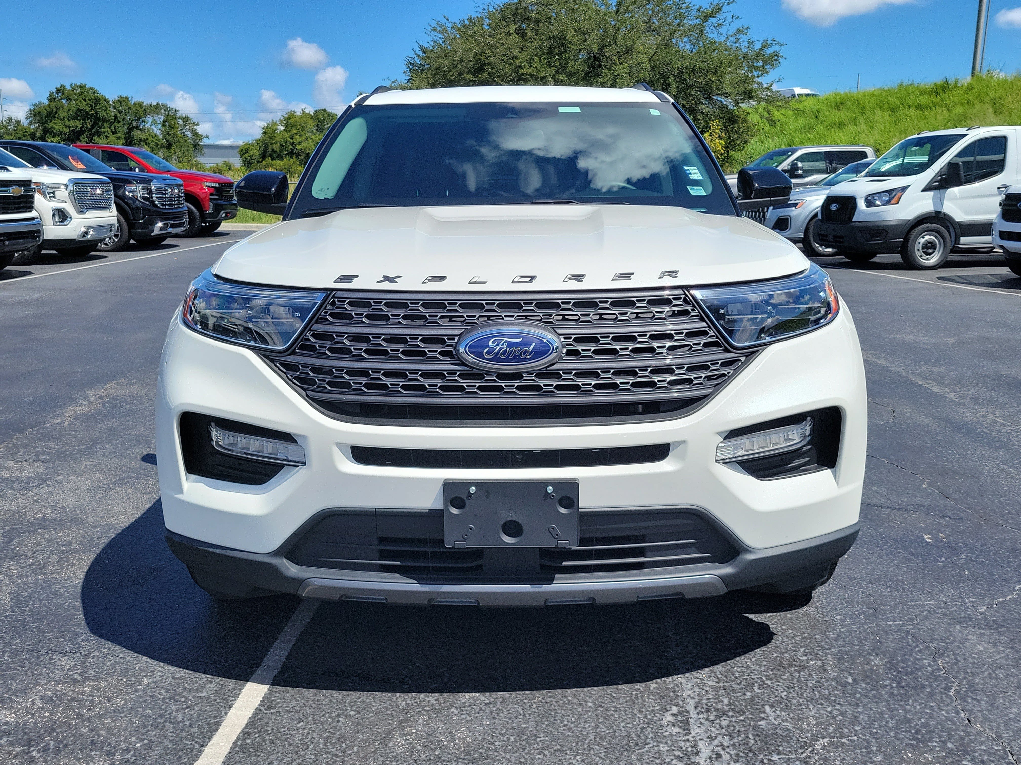 Certified 2024 Ford Explorer XLT w/ Equipment Group 202A RWD image 2