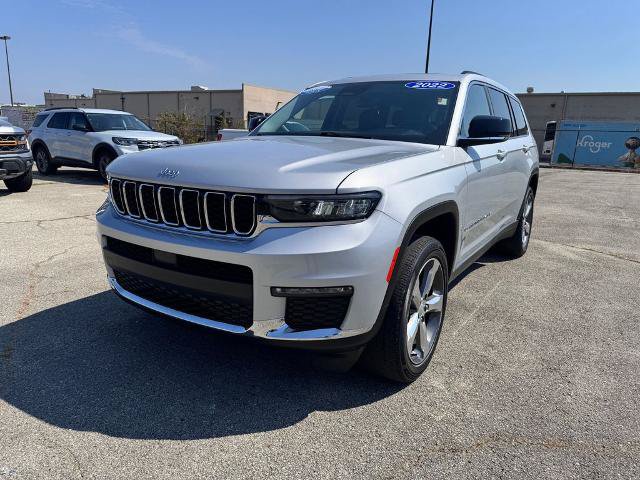 Used 2022 Jeep Grand Cherokee L Limited RWD image 3