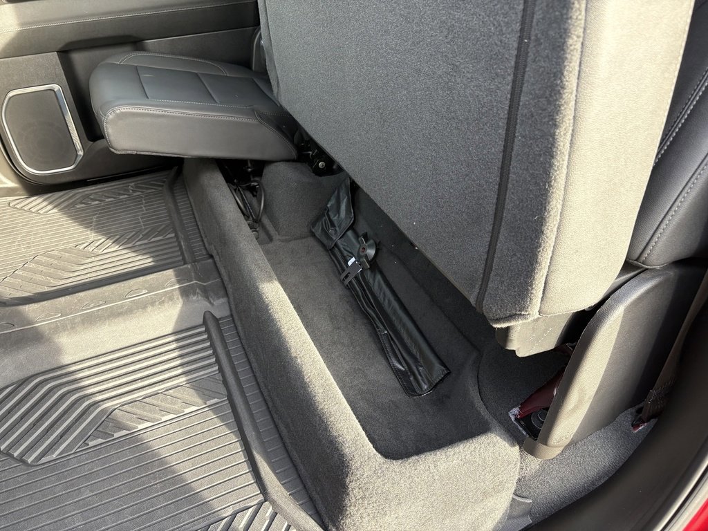 Used 2024 Chevrolet Silverado 1500 LTZ image 37