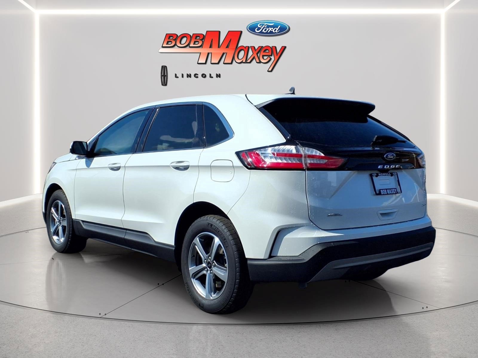Certified 2024 Ford Edge SEL w/ Convenience Package AWD/4WD image 7