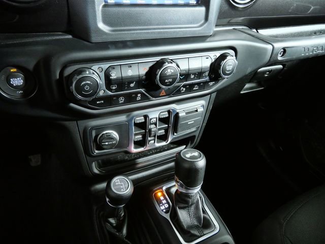 Used 2021 Jeep Wrangler Unlimited Sport image 20