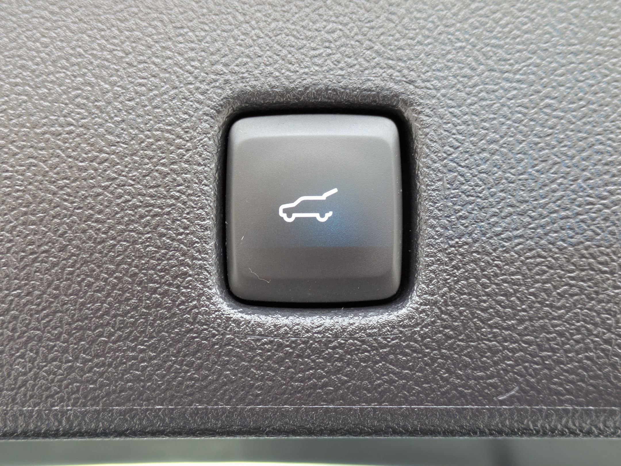 Certified 2025 Ford Escape ST-Line Select AWD/4WD image 19