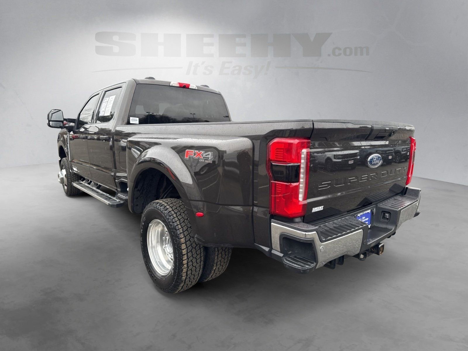 Certified 2024 Ford F350 XLT w/ 360-Degree Camera Package image 3