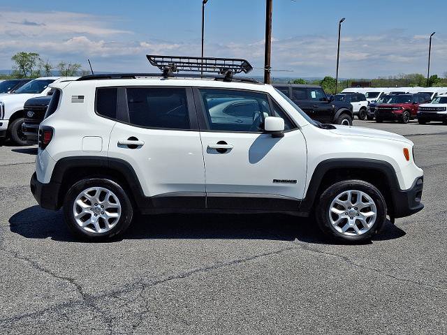 Used 2018 Jeep Renegade Latitude w/ Popular Equipment Group AWD/4WD image 7