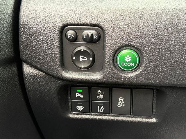 Used 2025 Honda Passport TrailSport image 29