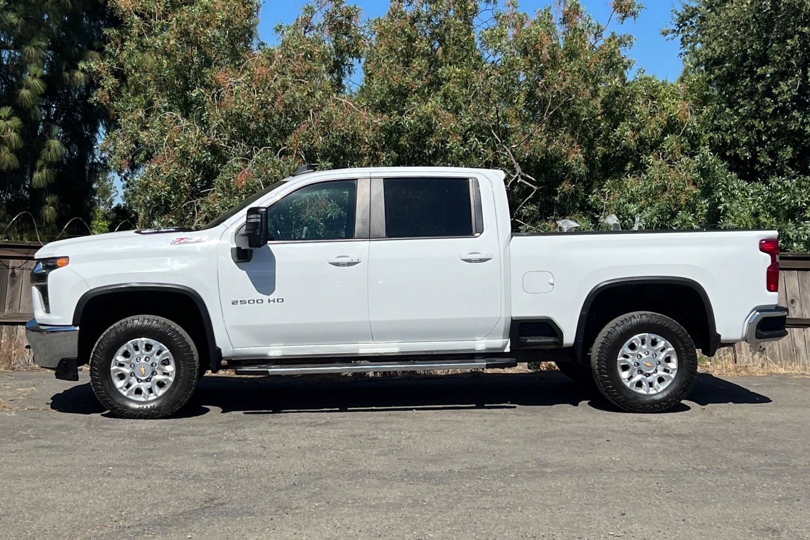 Used 2023 Chevrolet Silverado 2500 LT w/ Convenience Package AWD/4WD image 7