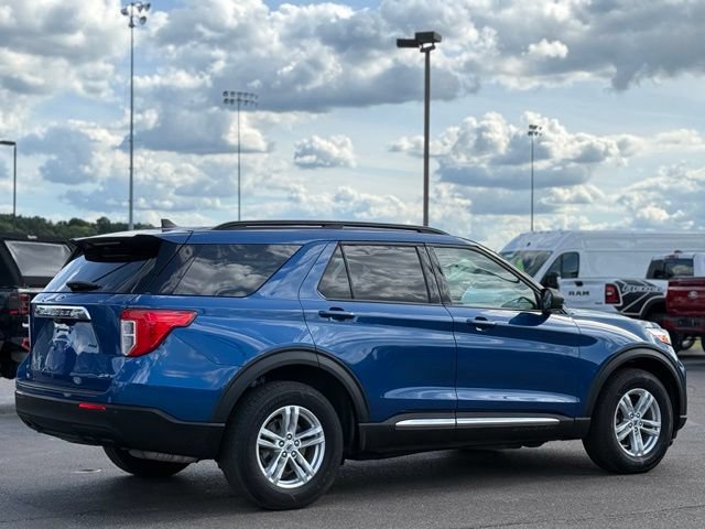 Certified 2023 Ford Explorer XLT w/ Equipment Group 202A AWD/4WD image 35